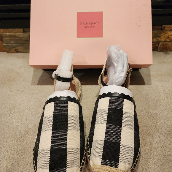 Kate Spade Bonnie Sandals - Picture 5 of 6